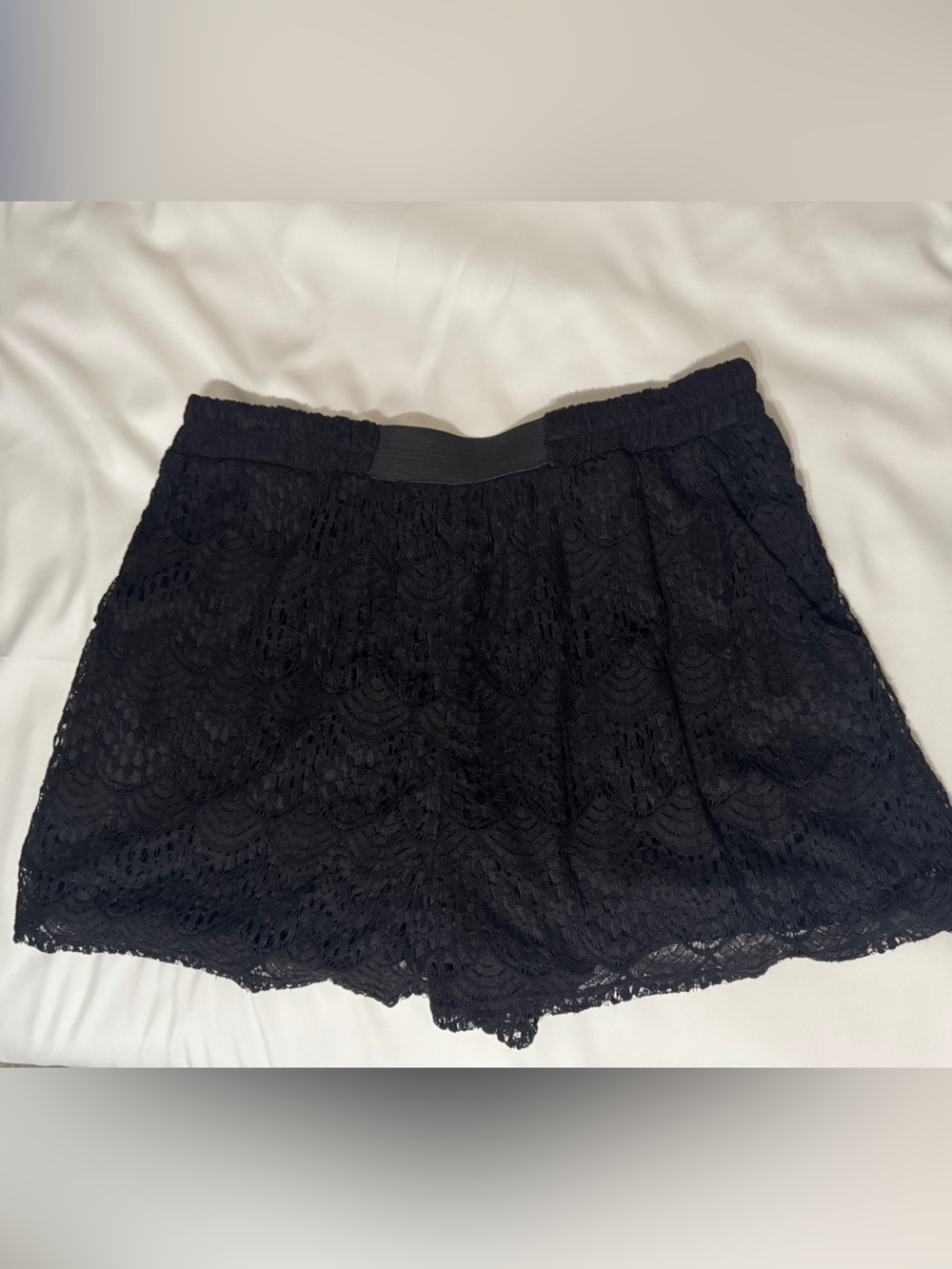 Women's Black Lace Elastic-Waist Shorts